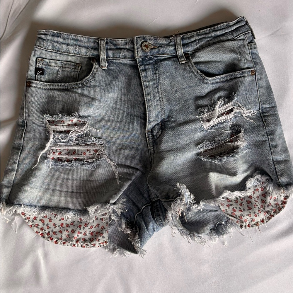 KanCan Distressed Denim Shorts with pocket Accents